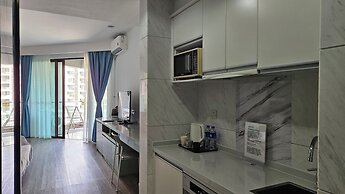 Amanda Seaview Resort Apartment
