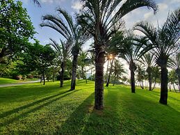 Amanda Seaview Resort Apartment