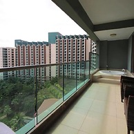 Amanda Seaview Resort Apartment