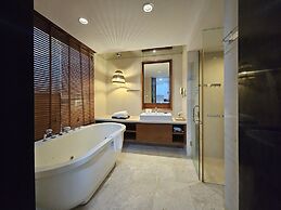 Amanda Seaview Resort Apartment