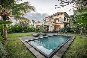 Mardika Private Villa