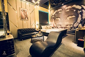 7S Hotel KOI Boutique