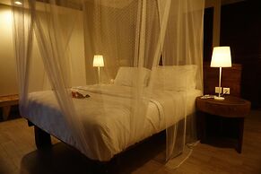 Naya Matahora Island Resort