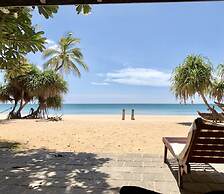 Moon Isle Beach Bunglow