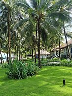 L'Azure Resort and Spa