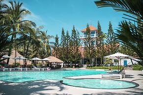 L'Azure Resort and Spa