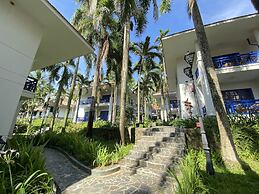 L'Azure Resort and Spa