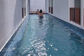 Gili Kama Hotel & Villa