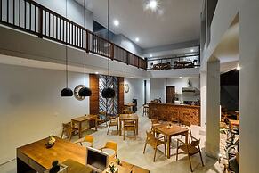 Gili Kama Hotel & Villa