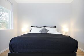 Blue Luxury Apartments