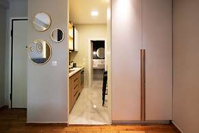 Central Charming Studio