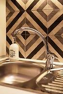 Central Charming Studio