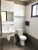 Yujing Warm Breezewarm x Sunny Sky Homestay