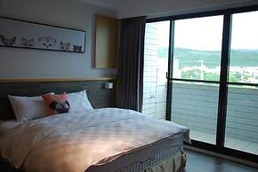 Yujing Warm Breezewarm x Sunny Sky Homestay