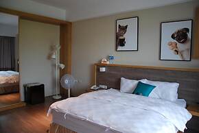 Yujing Warm Breezewarm x Sunny Sky Homestay