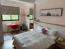 Yujing Warm Breezewarm x Sunny Sky Homestay