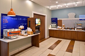 Holiday Inn Express & Suites Ruskin by IHG