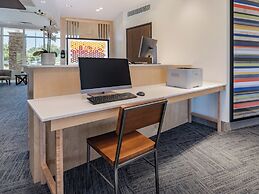 Holiday Inn Express & Suites Ruskin by IHG