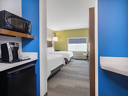 Holiday Inn Express & Suites Ruskin by IHG