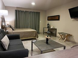 Tres Cruces Lodge