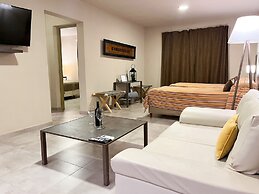 Tres Cruces Lodge