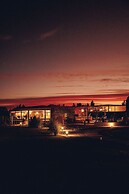 Tres Cruces Lodge
