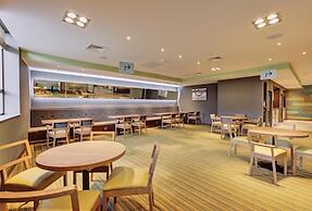 Premier Inn Horsham Town Centre