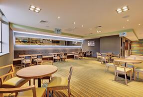 Premier Inn Horsham Town Centre