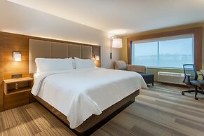 Holiday Inn Express & Suites Florence-Cincinnati Airport by IHG