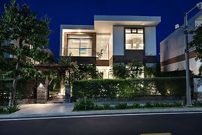 Wyndham Grand KN Paradise Cam Ranh