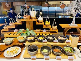 Wyndham Grand KN Paradise Cam Ranh