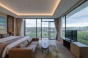 Wyndham Grand KN Paradise Cam Ranh