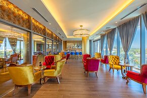 Wyndham Grand KN Paradise Cam Ranh