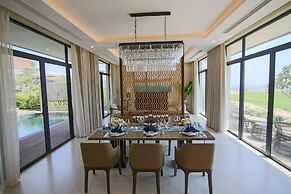 Wyndham Grand KN Paradise Cam Ranh