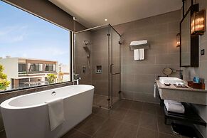 Wyndham Grand KN Paradise Cam Ranh