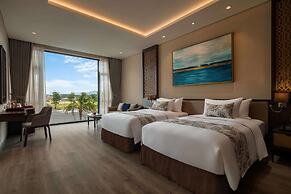 Wyndham Grand KN Paradise Cam Ranh