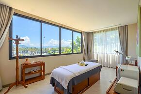 Wyndham Grand KN Paradise Cam Ranh