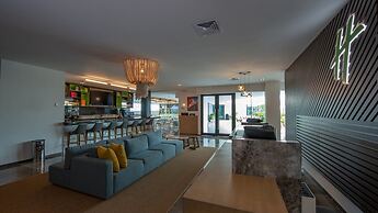 Holiday Inn Hotel & Suites Merida La Isla, an IHG Hotel