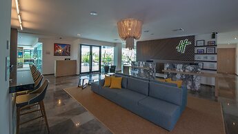 Holiday Inn Hotel & Suites Merida La Isla by IHG