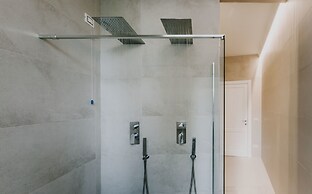 Secret Garden - Suites & Apartments