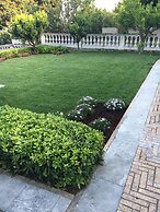 Secret Garden - Suites & Apartments