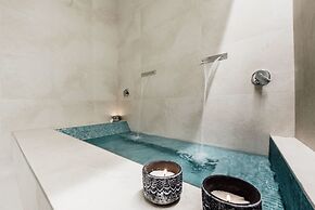 Secret Garden - Suites & Apartments