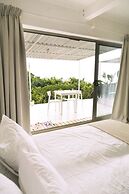 Akwa Santa Teresa Ocean View Villas & Rooms