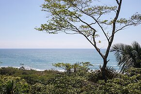 Akwa Santa Teresa Ocean View Villas & Rooms