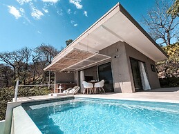 Akwa Santa Teresa Ocean View Villas & Rooms