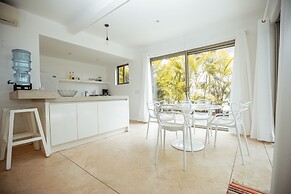 Akwa Santa Teresa Ocean View Villas & Rooms