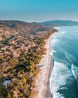 Akwa Santa Teresa Ocean View Villas & Rooms