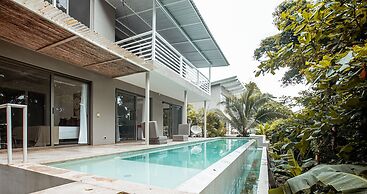 Akwa Santa Teresa Ocean View Villas & Rooms