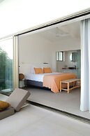 Akwa Santa Teresa Ocean View Villas & Rooms