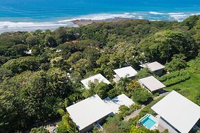 Akwa Santa Teresa Ocean View Villas & Rooms
